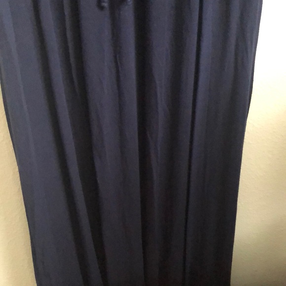 NEW YORK & COMPANY Dress. - Picture 6 of 9